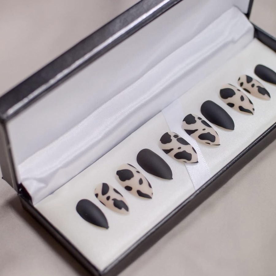 Cow Nailset