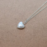Pearl Heart Necklace (Golden)