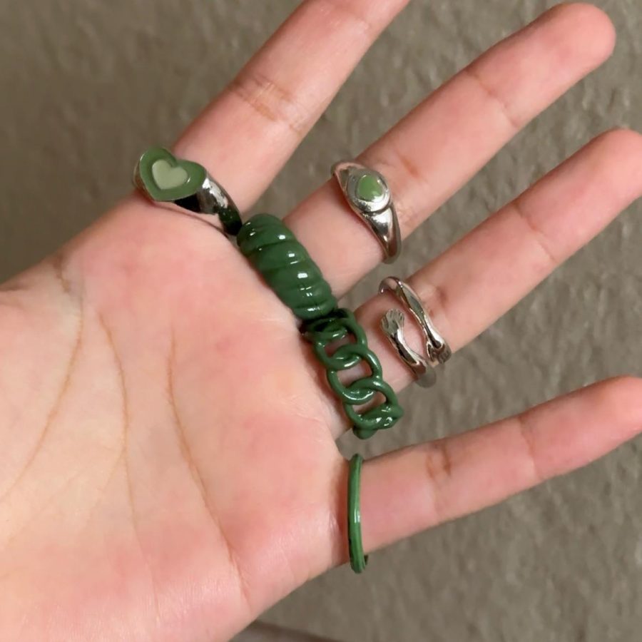 Mossy Enamel Rings Set